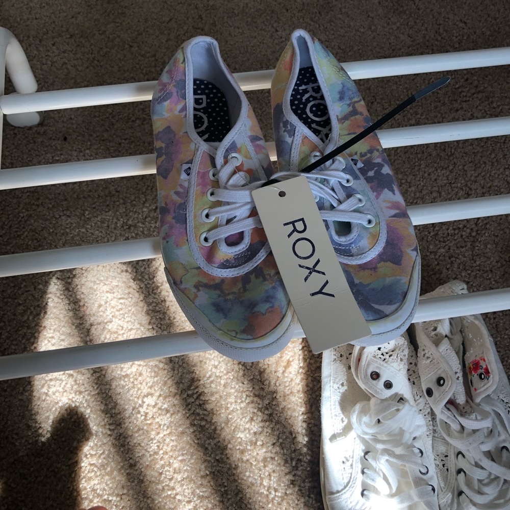 Roxy pastel colored women’s shoes.
